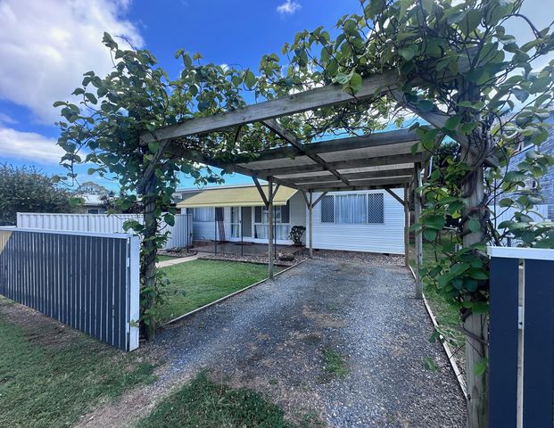 3 Mary Street, Scarness QLD 4655 - Photo 1