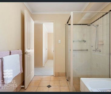 Spacious Family Home - Photo 5