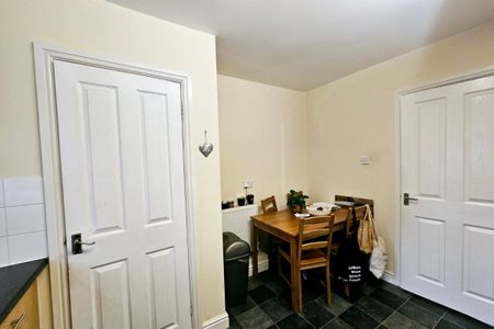 Banister Grange - Photo 2