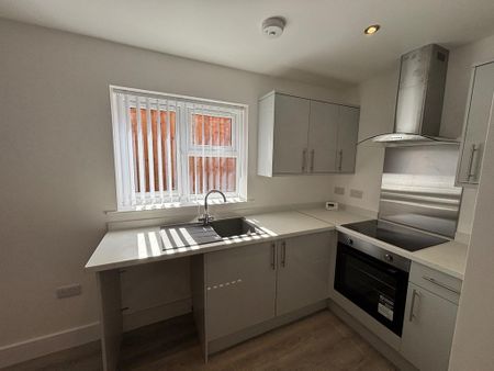 2 bedroom flat to rent - Photo 4