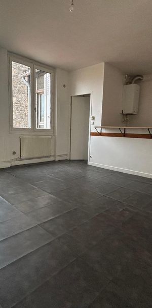 Location Appartement 3 pièces 62m² ST ETIENNE 42000 - Photo 1