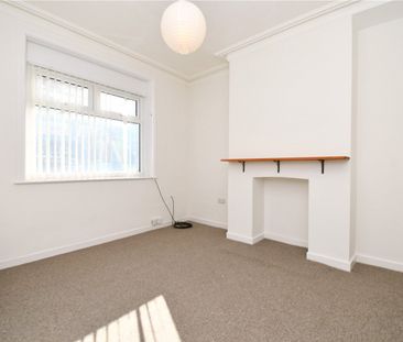 Hinderton Road, CH41 9AE, Birkenhead - Photo 3
