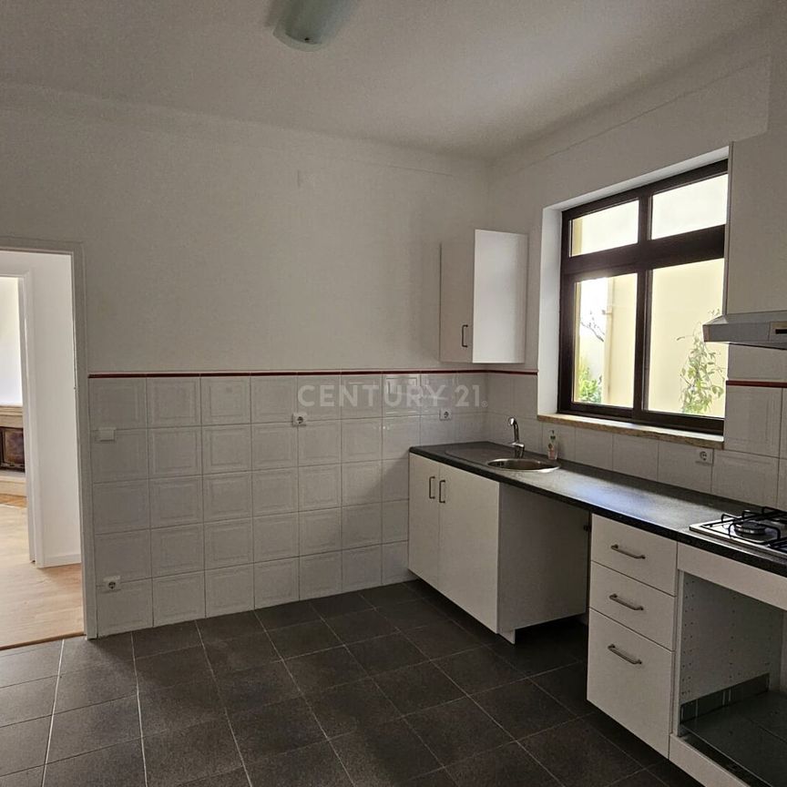 Apartamento T4, Bombarral - Photo 1