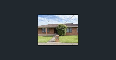 Convenience Plus - Photo 2