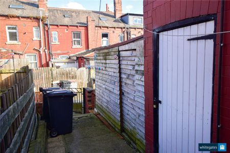 Oakhurst Avenue, Leeds, West Yorkshire, LS11 - Photo 3