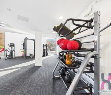 1 bedroom flat to rent - Photo 4