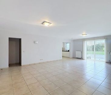 Appartement te huur - foto 1
