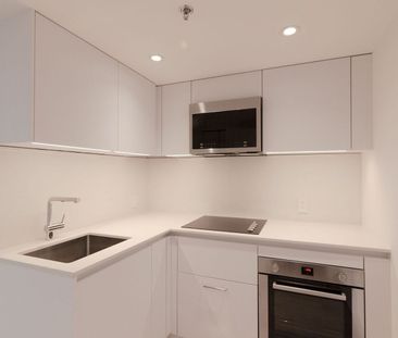 3455 Aylmer - Photo 2