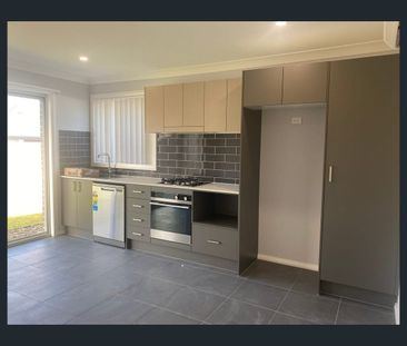 2/6 Brooker Drive, North Rothbury, NSW 2335 - Photo 4