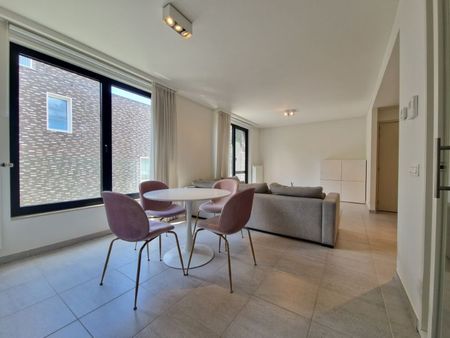 Modern appartement aan Delhaize Wondelgem - Foto 2