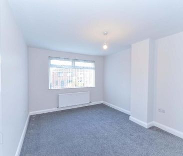 52 Cumberland Park, Dundonald, Belfast, BT16 2AZ - Photo 3