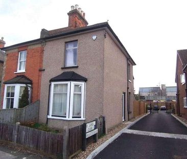 Epsom, Surrey, KT18 - Photo 4