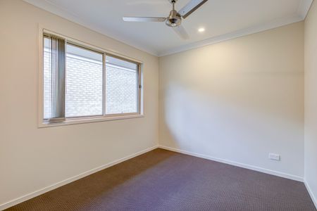 Quality Family Home - Photo 5