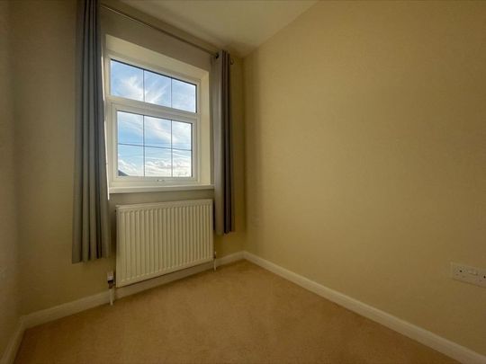 3 bedroom end of terrace house to rent - Photo 1