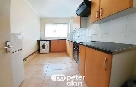 Long Oaks Court, Sketty, Swansea, SA2 - Photo 5