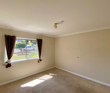 Spacious 3-Bedroom Home in Extension Estate - Photo 3