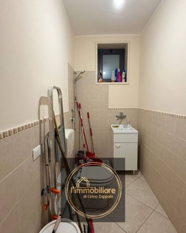 Trilocale via Ettore Majorana 6, Centro, Pedara - Photo 3