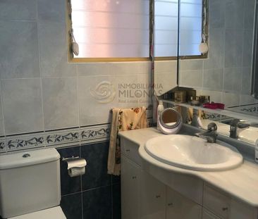 Apartamento de alquiler en Playa Poniente - Photo 4