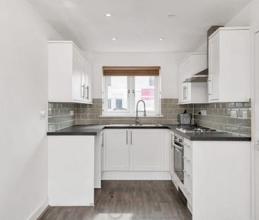 2 bedroom detached house to rent - Photo 5