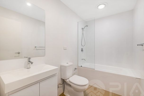 "Modern 2-Bedroom Apartment with Secure Parking in Wentworthville" - Photo 1