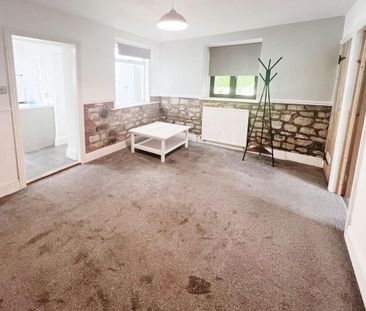 2 bedroom semi-detached house to rent - Photo 1