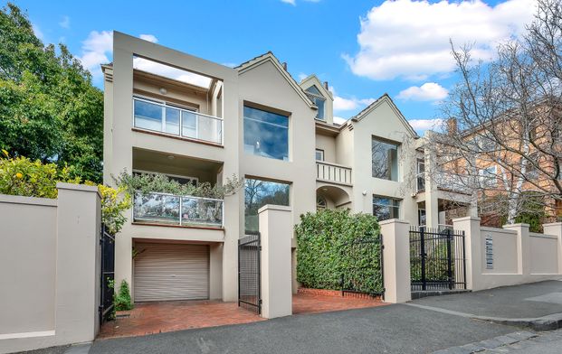 4/136 Anderson Street, South Yarra VIC 3141 - Apartment For Rent | Domain - Photo 1
