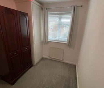 3 bedroom semi-detached house to rent - Photo 5