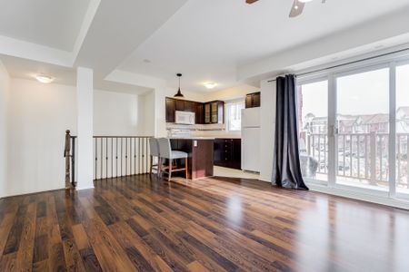 For Lease - 5625 Oscar Peterson Boulevard Unit# 24, Mississauga, Ontario - Photo 3