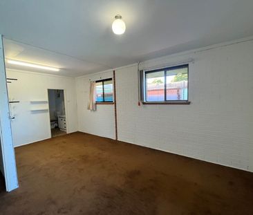 Cozy family home on a generous size lot with Hugh backyard!! - Photo 5