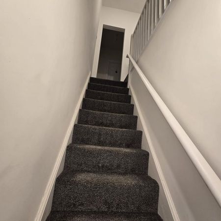 4 bedroom house of multiple occupation to rent - Photo 4