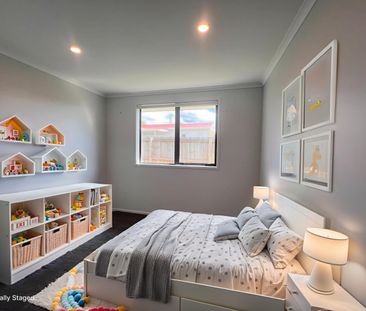 Sea Views & Spacious Living - Photo 6