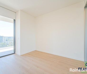 1 Bedroom + Study with view - Photo 1