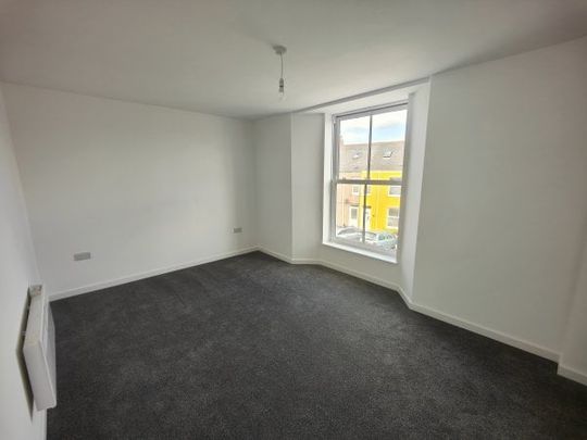 Clare Terrace, Falmouth, TR11 - Photo 1