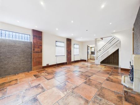 2 bedroom detached house to rent - Photo 4