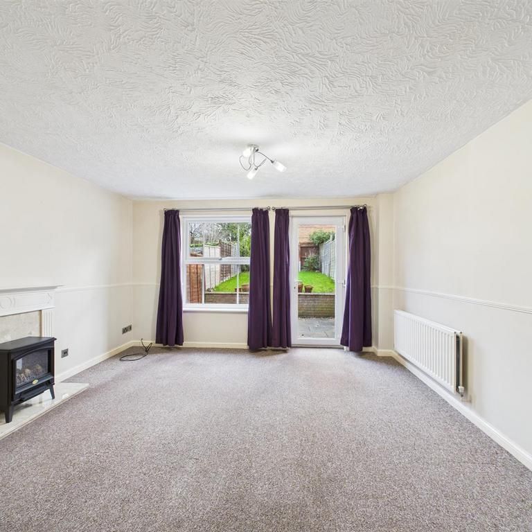 2 bedroom terraced house to rent - Photo 1