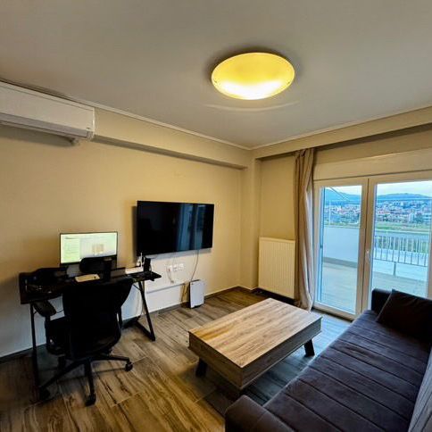 Studio/Γκαρσονιέρα για ενοικίαση - Πυλαία, - Φωτογραφία 1
