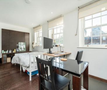 Studio to rent - Photo 2