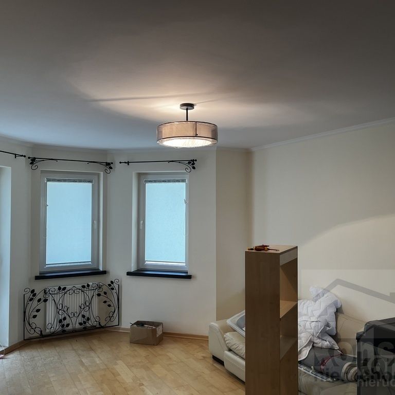 2 pokoje, balkon - 2.500zł + opłaty - Photo 1