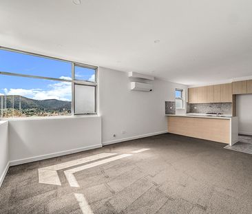 HIGH END APARTMENT - Photo 2