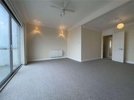 Min Y Traeth, Victoria Parade, Pwllheli, Gwynedd, LL53 - Photo 2