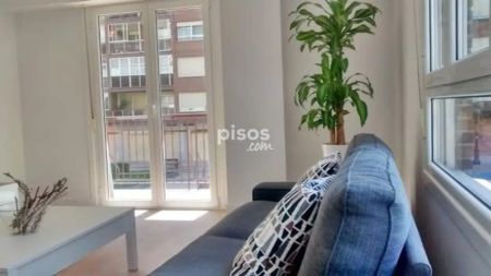 Piso en alquiler en Lasarte - Photo 2