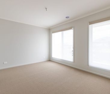 Modern Living in a Fast-Growing Pocket! - Photo 6