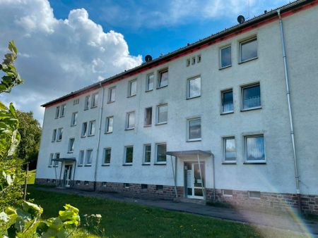 Gemütliche 3 Raum Wohnung - Tageslichtbad mit Wanne ! - Photo 5