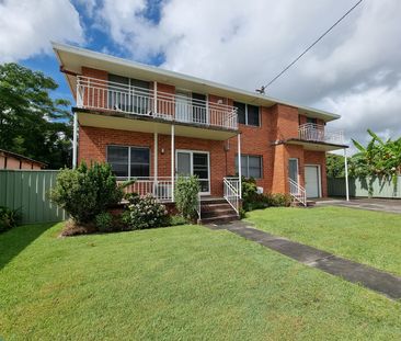 Beautifully Positioned Ground Floor Unit! - Photo 3