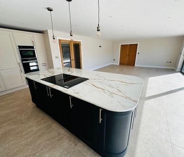 Yeoman Mount, Harrogate, Pateley Bridge - Photo 2