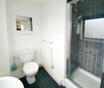 2 bedroom flat to rent - Photo 6