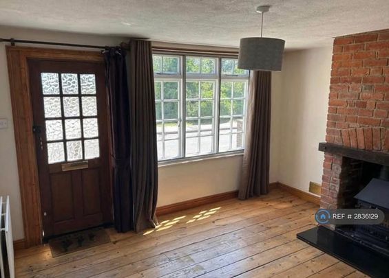 3 bedroom end of terrace house to rent - Photo 1