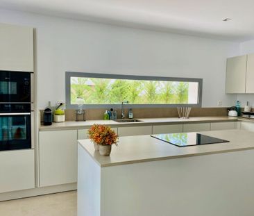 Marbella, Andalusia 29603 - Photo 2