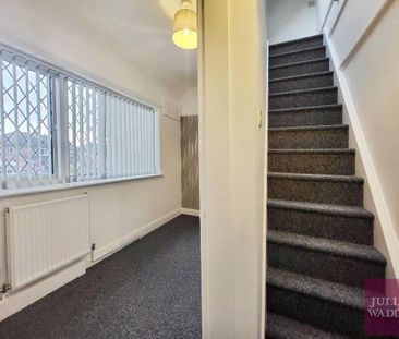 3 bedroom semi-detached house to rent - Photo 5