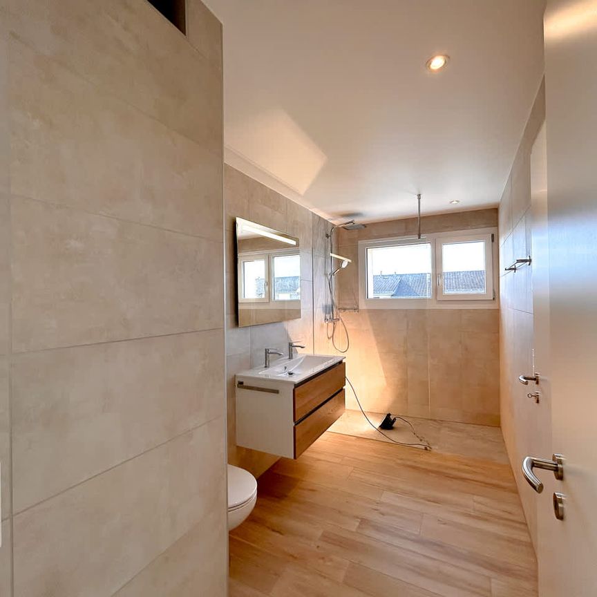 3.5 Zimmer, 107 m², 1. Stock - Photo 1